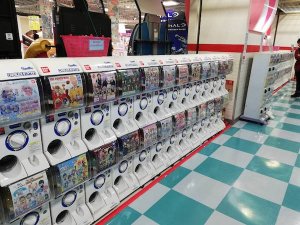 エスタ9階のゲームセンターにあるガチャガチャ