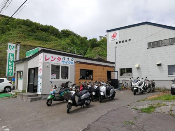 礼文島のレンタルバイク屋「catrock」の外観