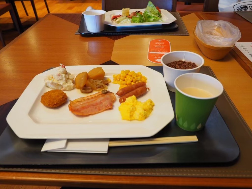 「鶴雅ウイングス」のレストラン「HAPO」の朝食